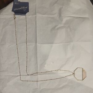 Universal Thread Gold Necklace with Pink Geometric Pendant